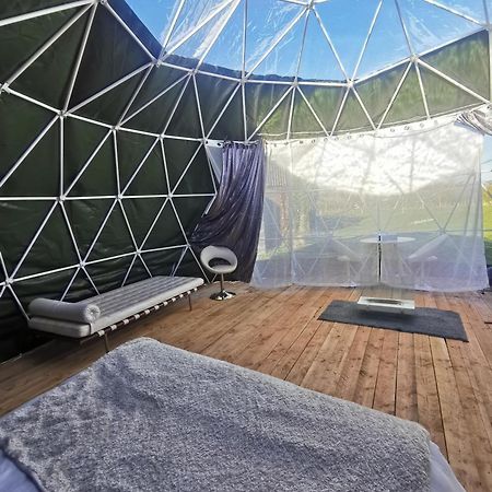 Lincoln Big Green Dome, Hot Tub, Projector, Firepit Washingborough Exterior photo